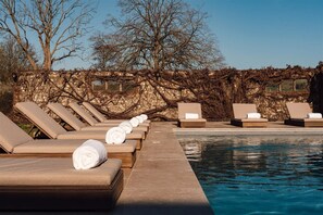 Outdoor pool, pool loungers