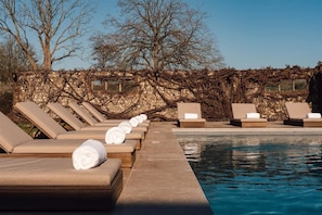 Outdoor pool, pool loungers