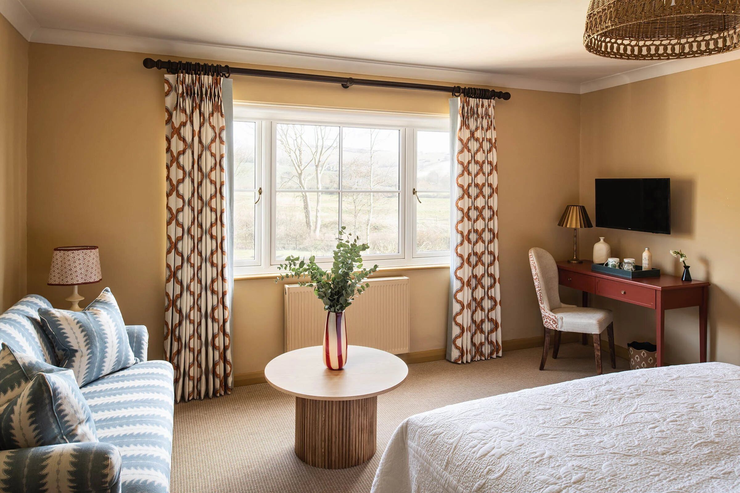 sussex | 1 bedroom, in-room safe, desk, iron/ironing board