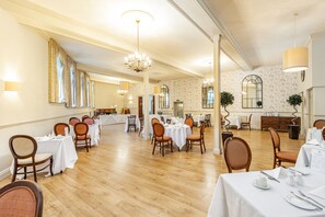 Daily English breakfast for a fee - Best Western Limpley Stoke Hotel (Bath)