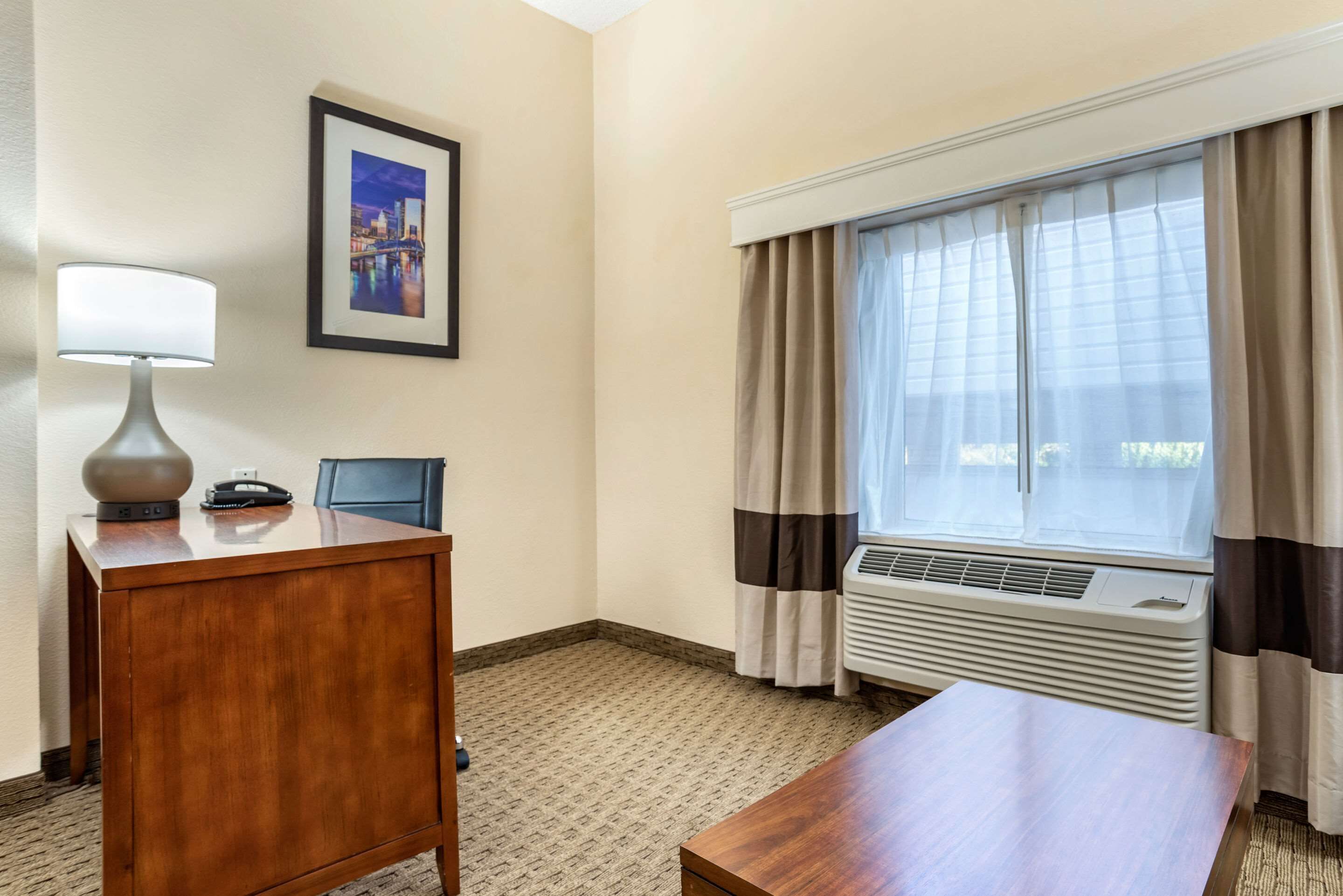 suite, 1 king bed, non smoking | desk, laptop workspace, blackout curtains, soundproofing