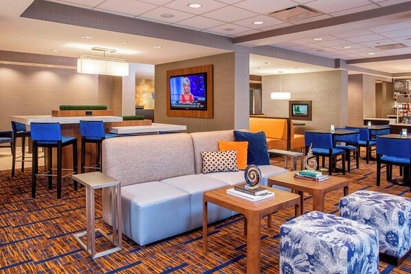 Lobby - Courtyard Marriott Binghamton (Vestal)