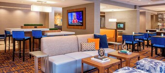 賓厄姆頓萬怡飯店