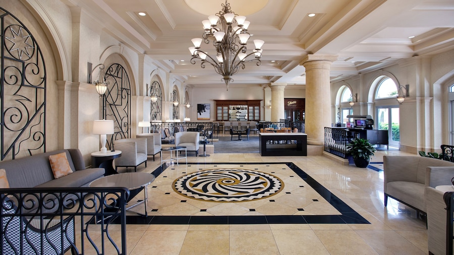 Hilton Naples