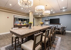 Tägliches inbegriffenes Frühstücksbuffet