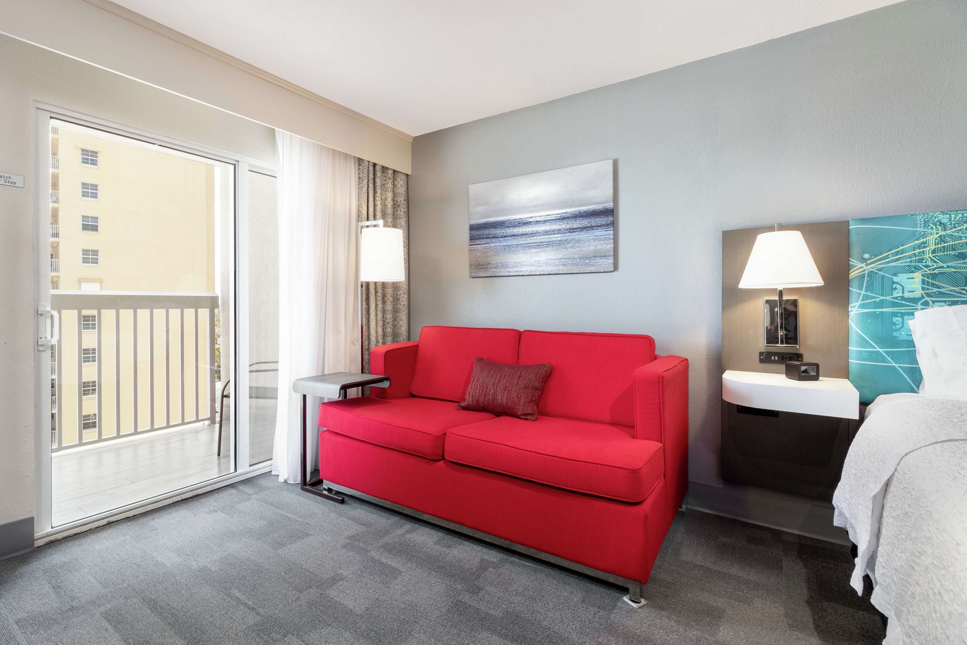 room, 1 king bed, non smoking, partial ocean view | living area | 37-inch flat-screen tv with cable channels, tv