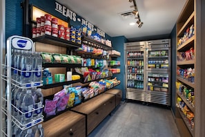 Snack bar - Hampton Inn Hotel Detroit/Belleville-Airport Area (Belleville)
