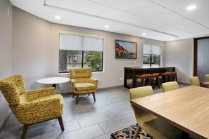 Lobby - Hampton Inn Hotel Detroit/Belleville-Airport Area (Belleville)