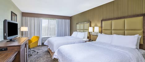 Room, 2 Katil Ratu (Queen) | 1 bilik tidur, peralatan tempat tidur premium, tilam berlapik, meja