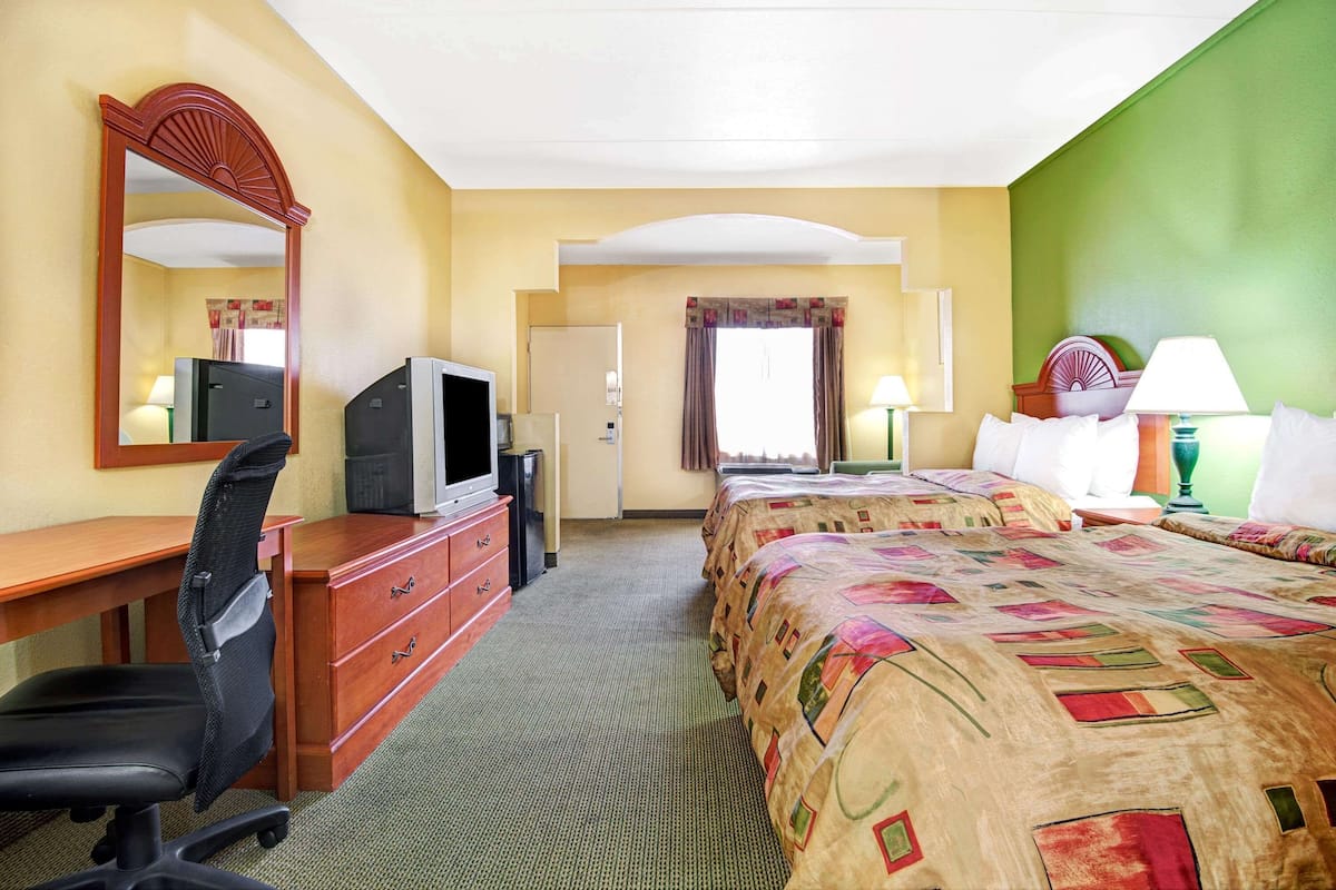 Pillowtop beds, iron/ironing board, rollaway beds, free WiFi