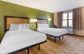 Studio, 2 Doppelbetten, Nichtraucher | Bügeleisen/Bügelbrett, kostenloses WLAN, Bettwäsche
