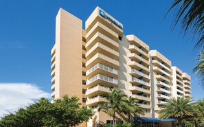 Exterior - Club Wyndham Santa Barbara (Pompano Beach)