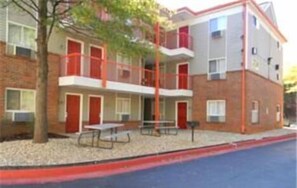 Exterior - Stay Inn & Suites (Stockbridge)