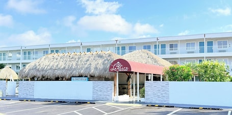 Front of property. Lantern Inn & Suites