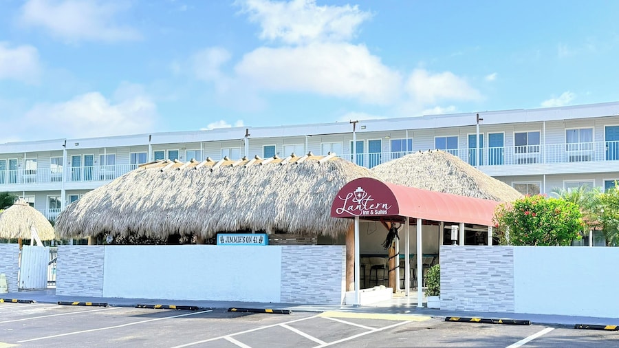 Lantern Inn & Suites