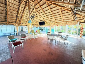 Bar junto a la alberca