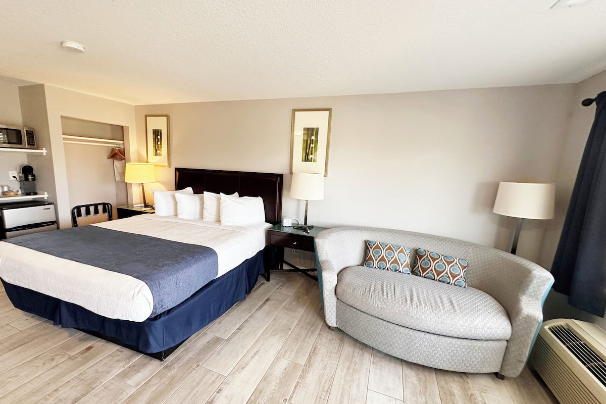 blackout curtains, iron/ironing board, free wifi, bed sheets