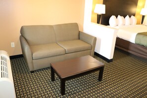 Habitación estándar, 1 cama de matrimonio grande | Escritorio, tabla de planchar con plancha, wifi gratis