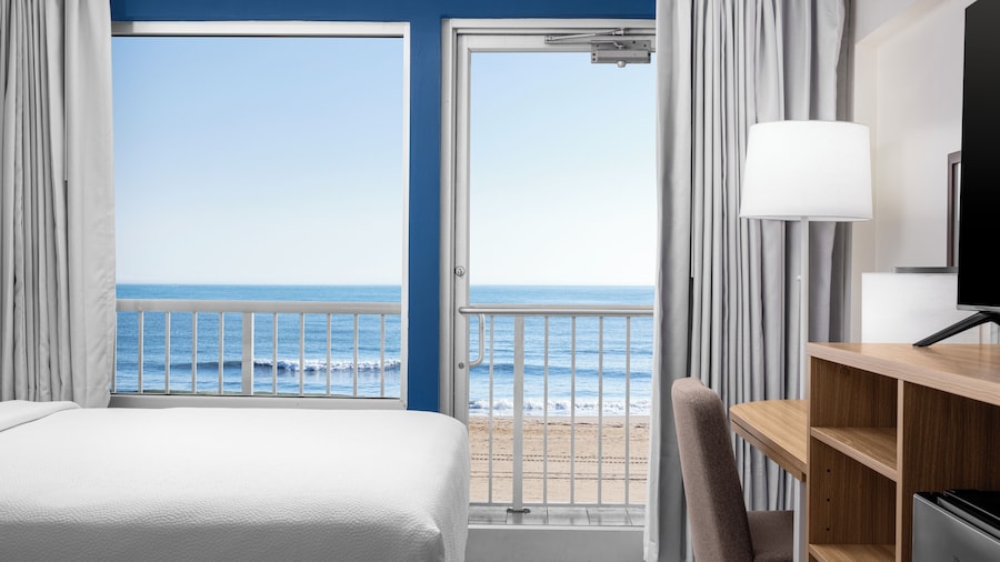 Spark by Hilton Virginia Beach Oceanfront