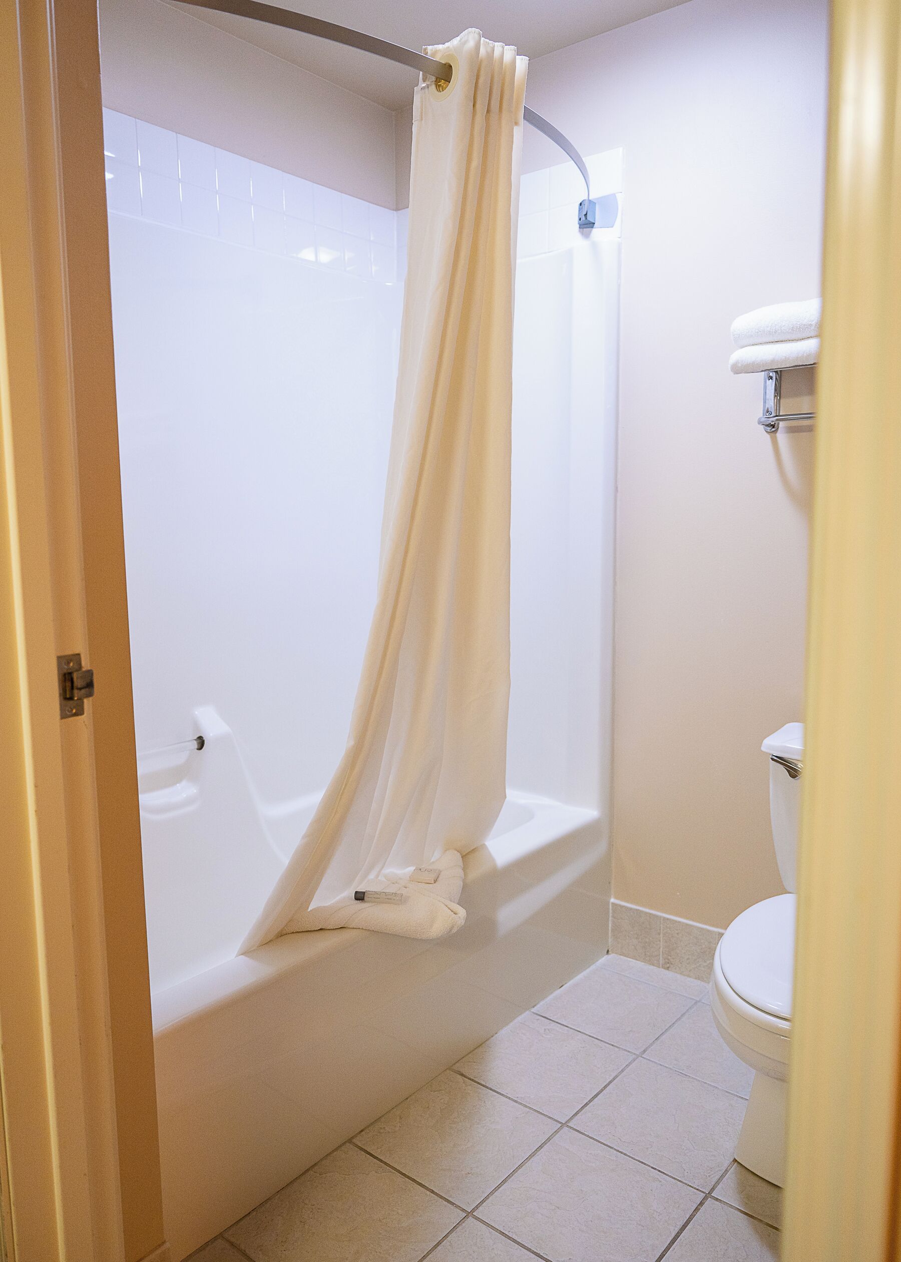 deluxe room, 2 queen beds | desk, free wifi, bed sheets