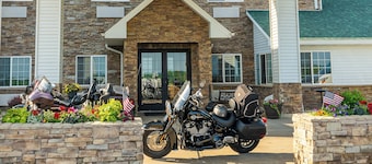 Savanna Inn & Suites