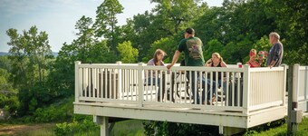 Savanna Inn & Suites