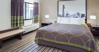 Super 8 by Wyndham Chicago/Rosemont/O'Hare/SE