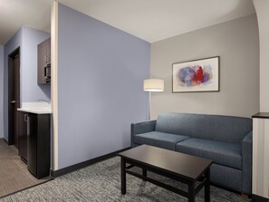 Premium bedding, in-room safe, desk, soundproofing