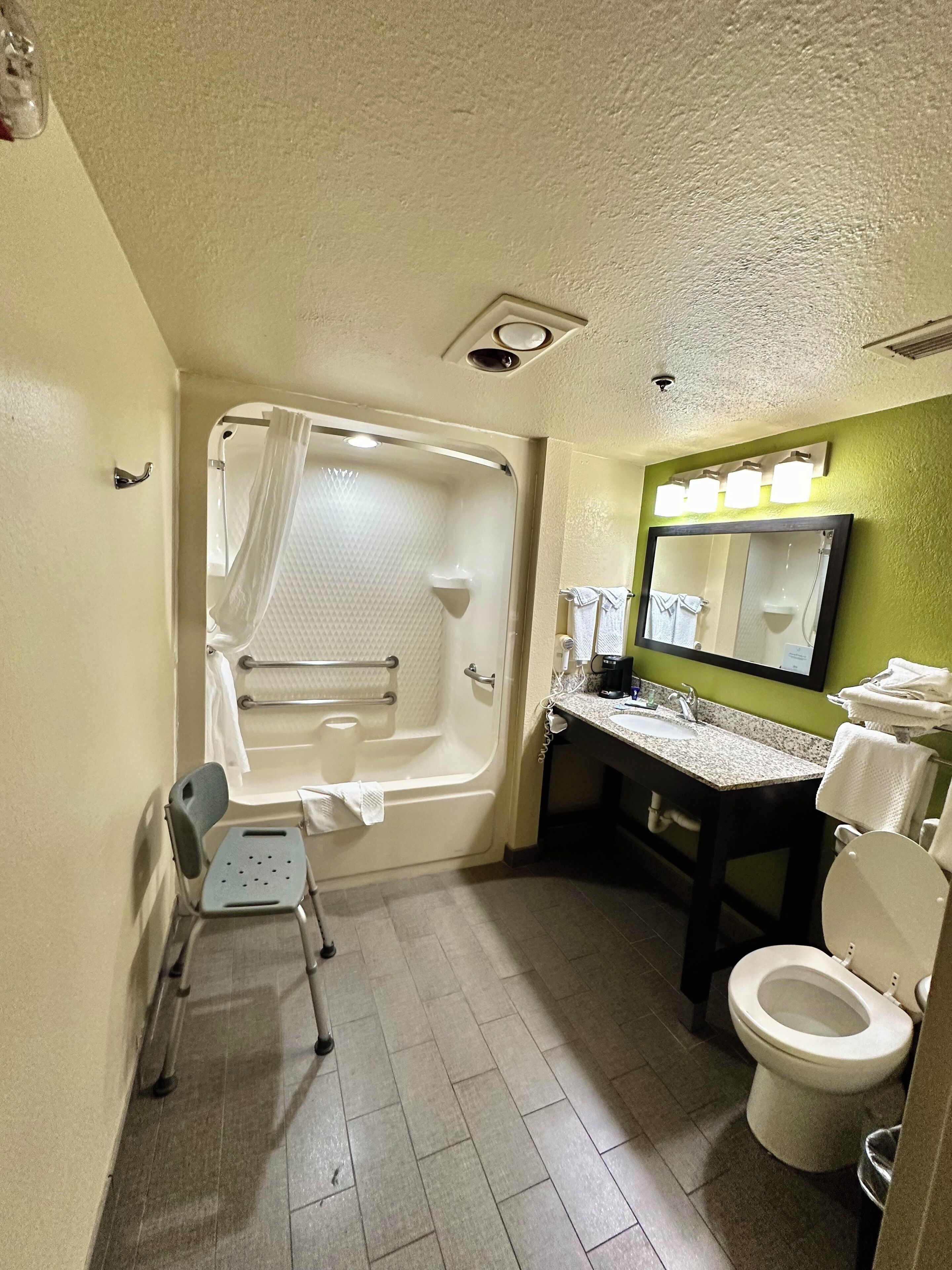 Photo - Sleep Inn & Suites Tulsa Central I-44