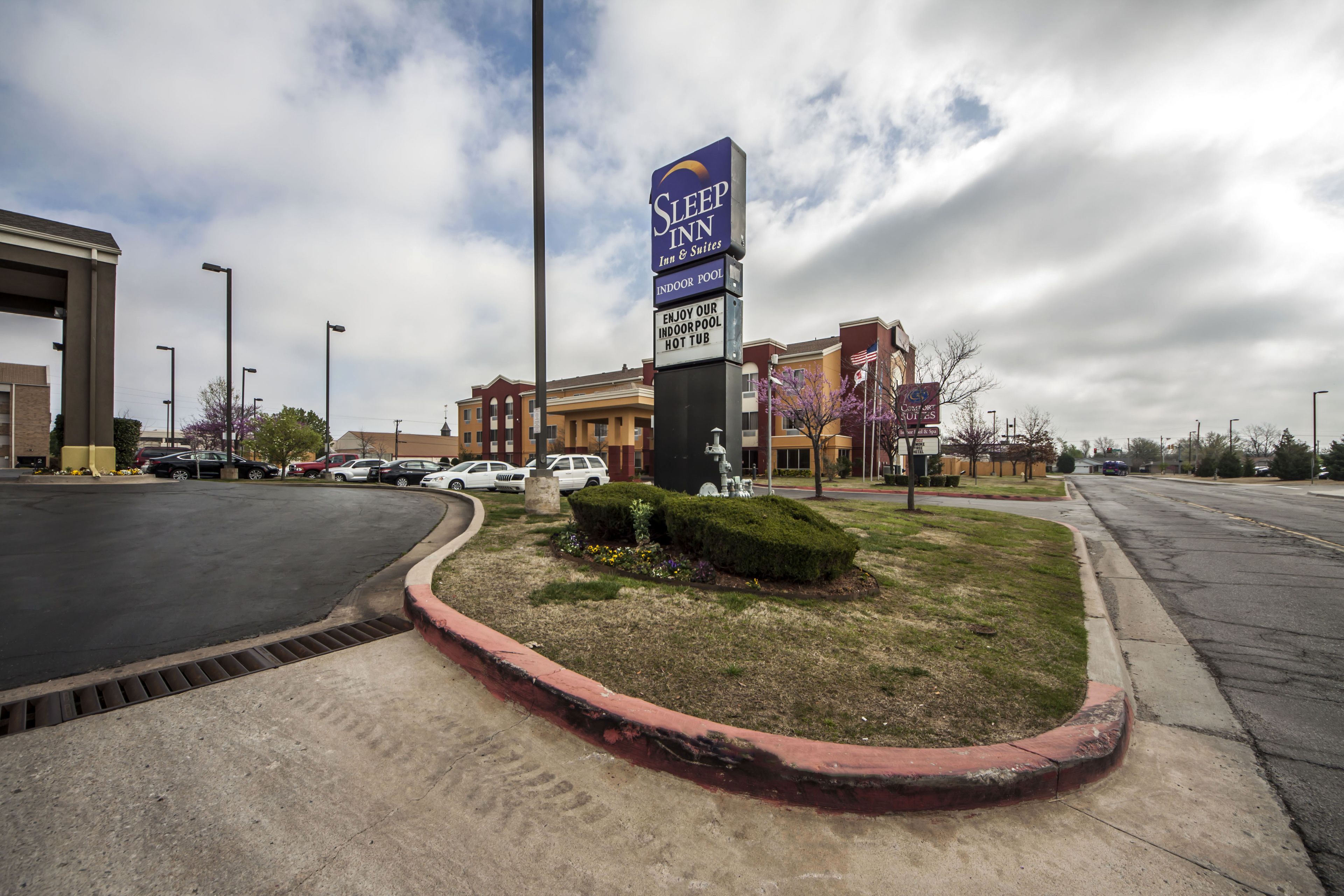 Photo - Sleep Inn & Suites Tulsa Central I-44