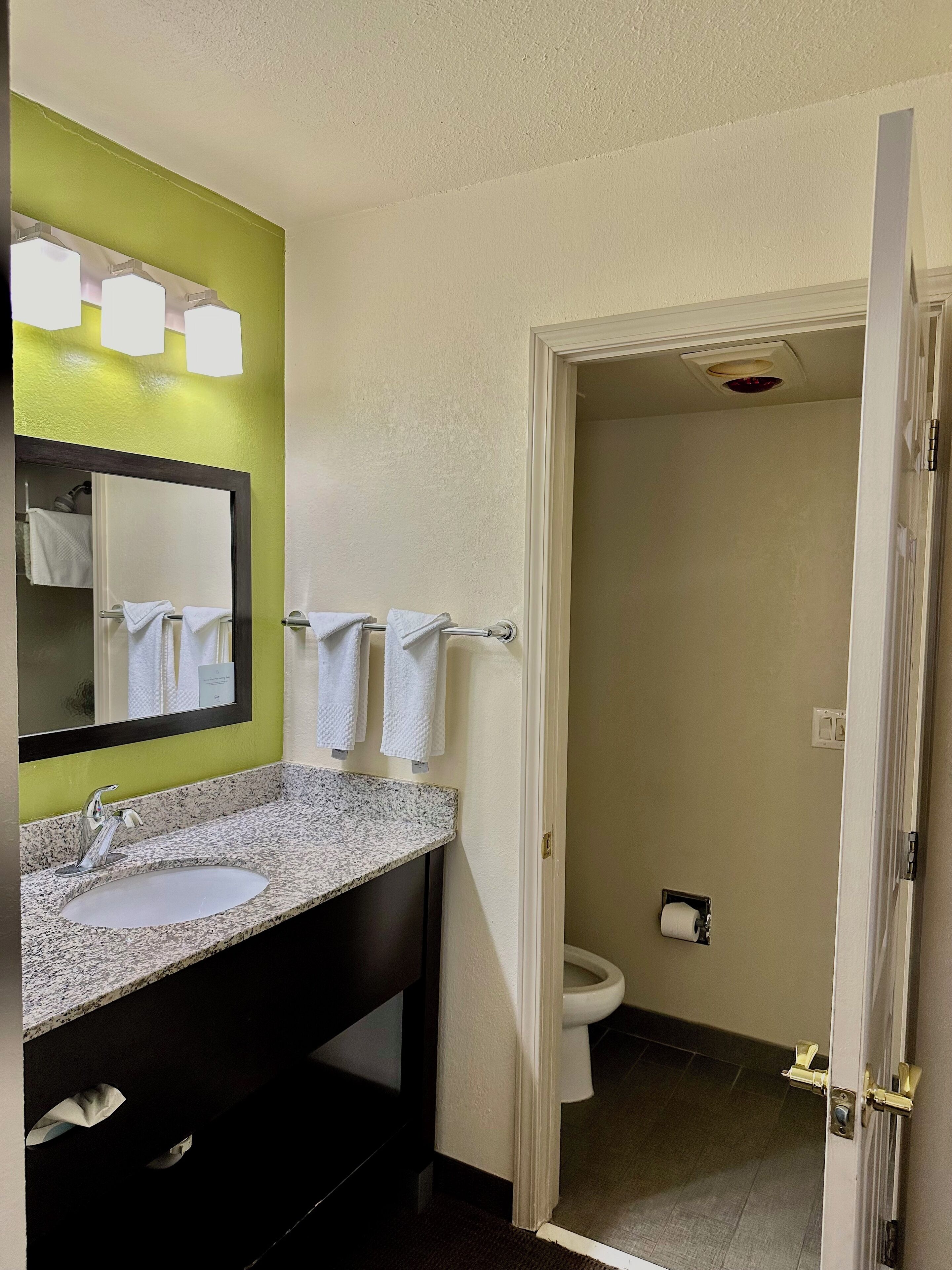 Photo - Sleep Inn & Suites Tulsa Central I-44