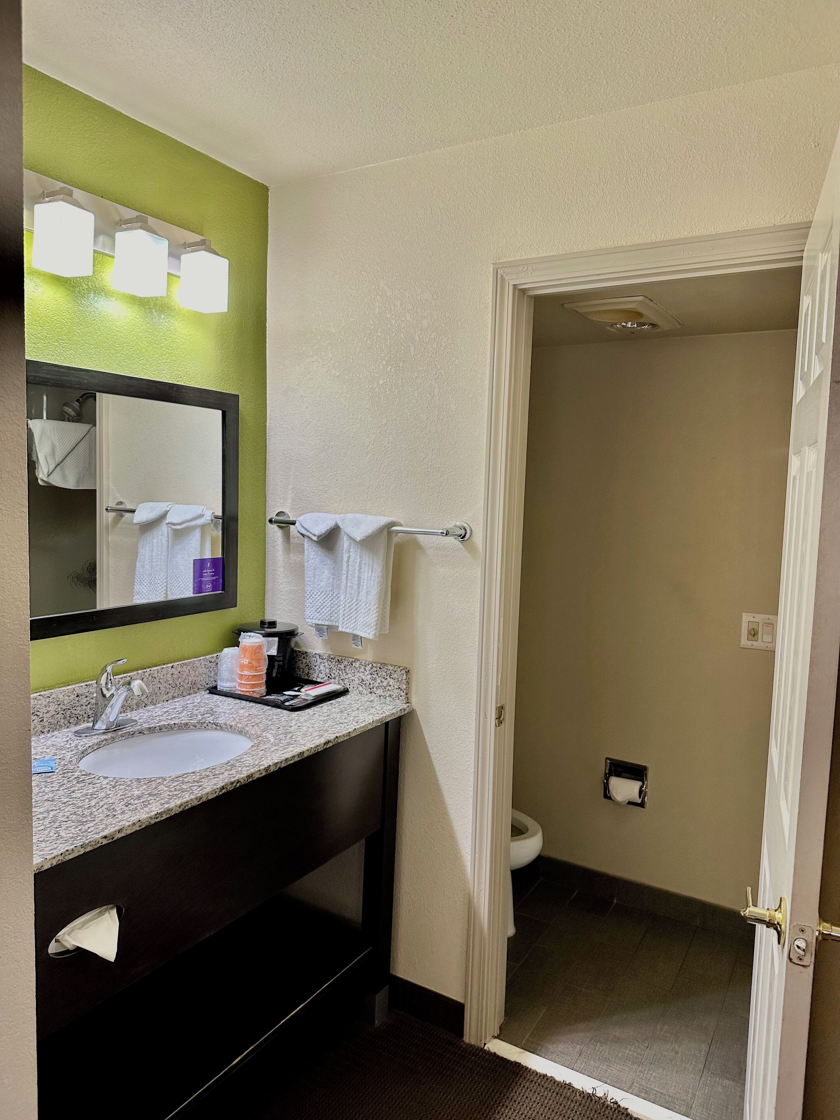 Photo - Sleep Inn & Suites Tulsa Central I-44