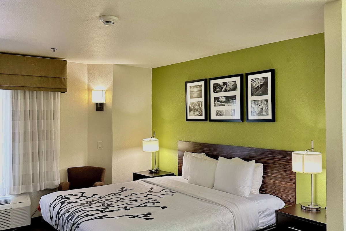 In-room safe, desk, laptop workspace, blackout curtains