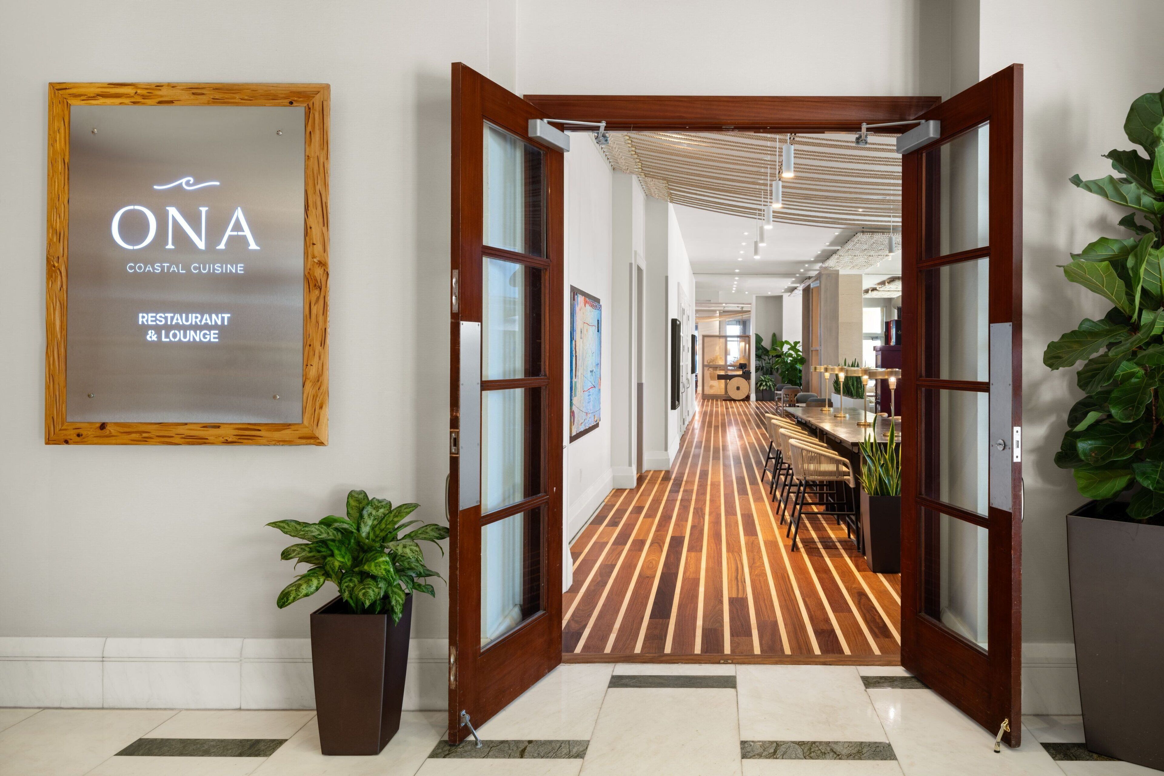 3 restaurants, breakfast, lunch, dinner served; mediterranean cuisine