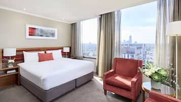  Deluxe King Room | Egyptian cotton sheets, premium bedding, minibar, in-room safe