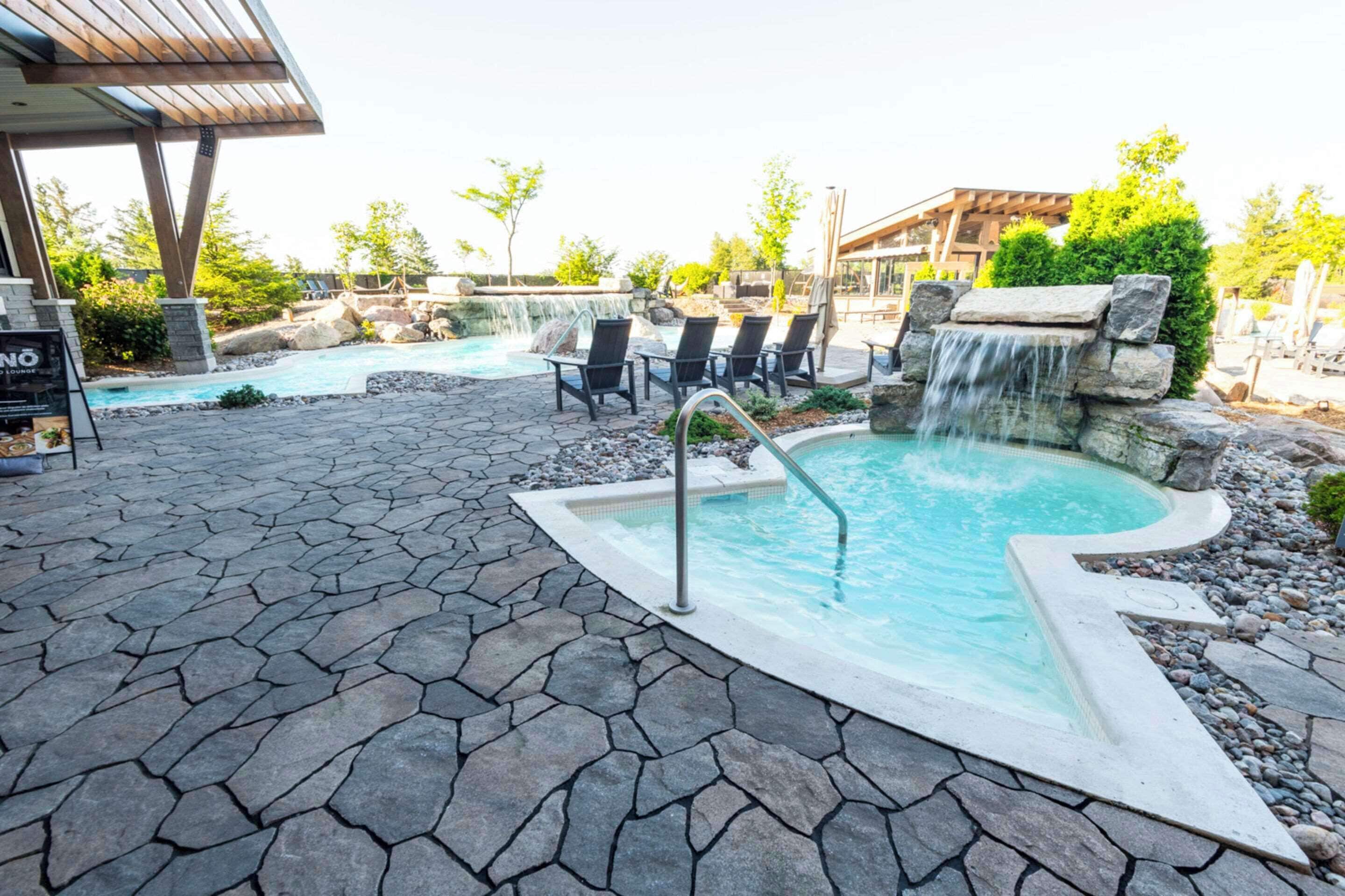 body treatments, hot stone massages, deep-tissue massages