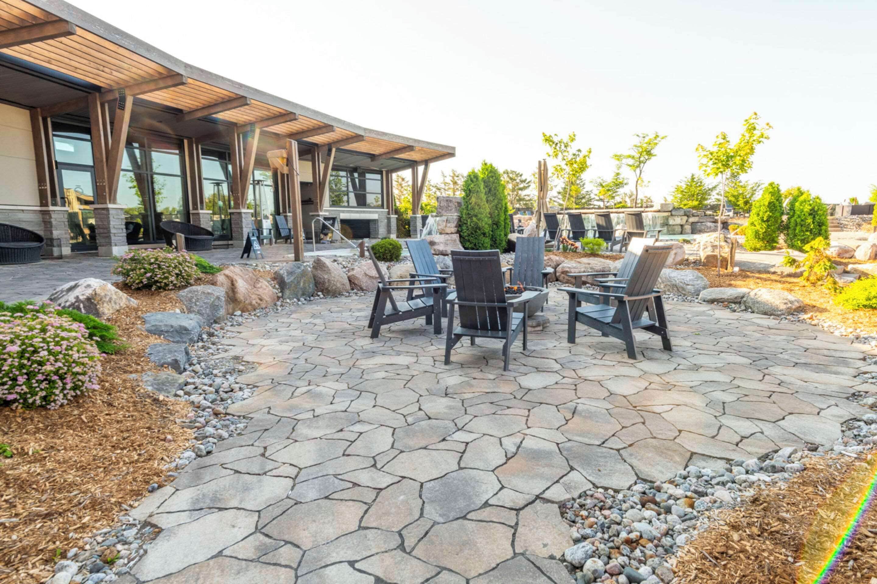 body treatments, hot stone massages, deep-tissue massages