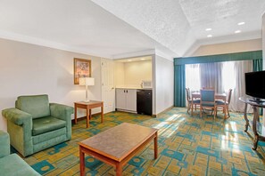 Suite, 1 King Bed, Non Smoking