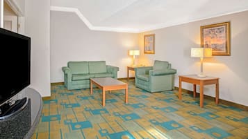 Suite, 1 King Bed, Non Smoking