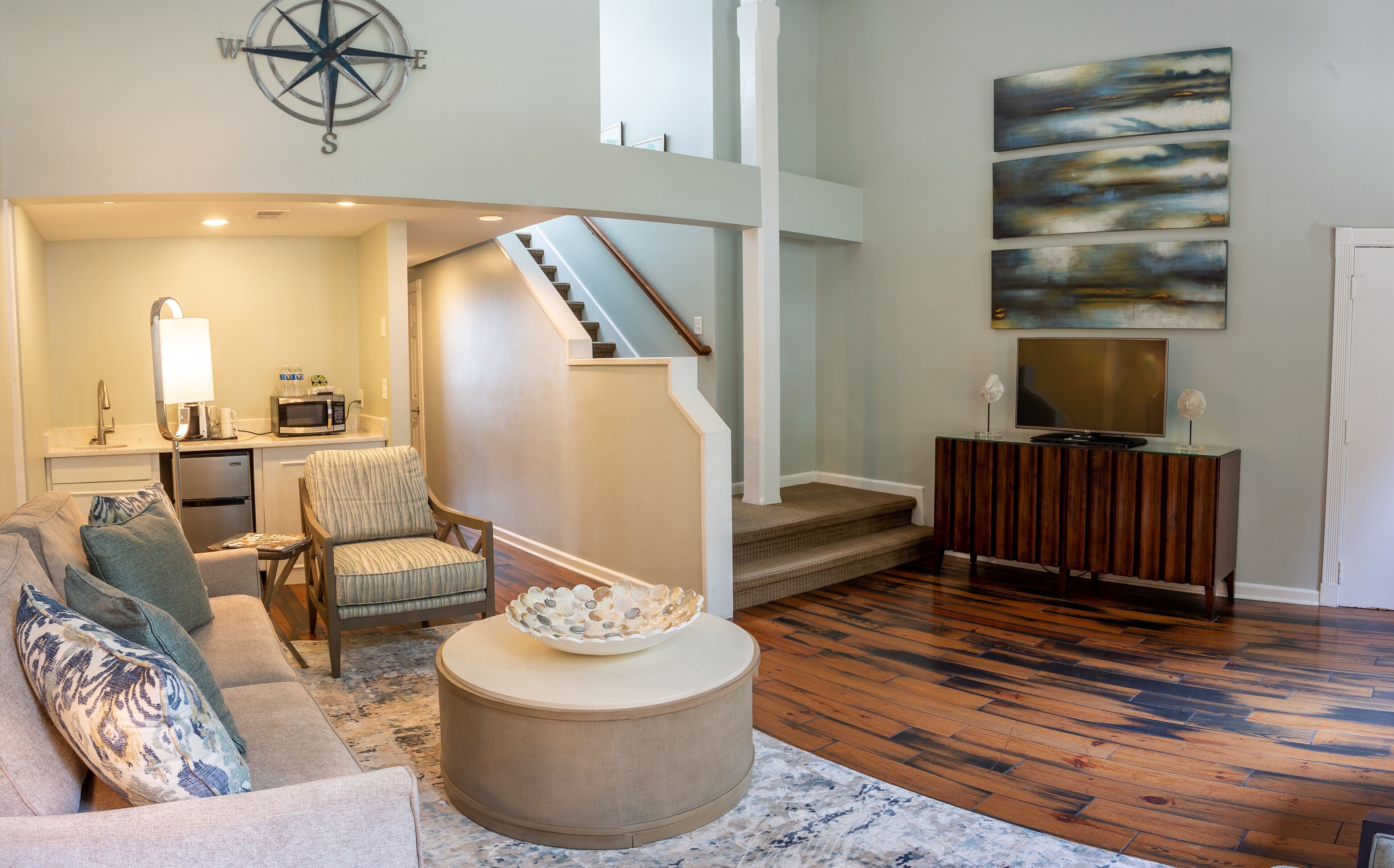 suite, multiple bedrooms, river view | living area | 32-inch flat-screen tv with cable channels, tv, mp3 dock