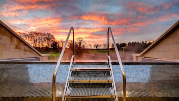 Körperbehandlungen, Aromatherapie, Warmsteinmassagen