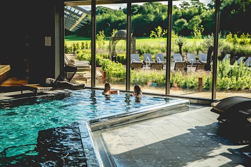 3 indoor pools, 2 outdoor pools