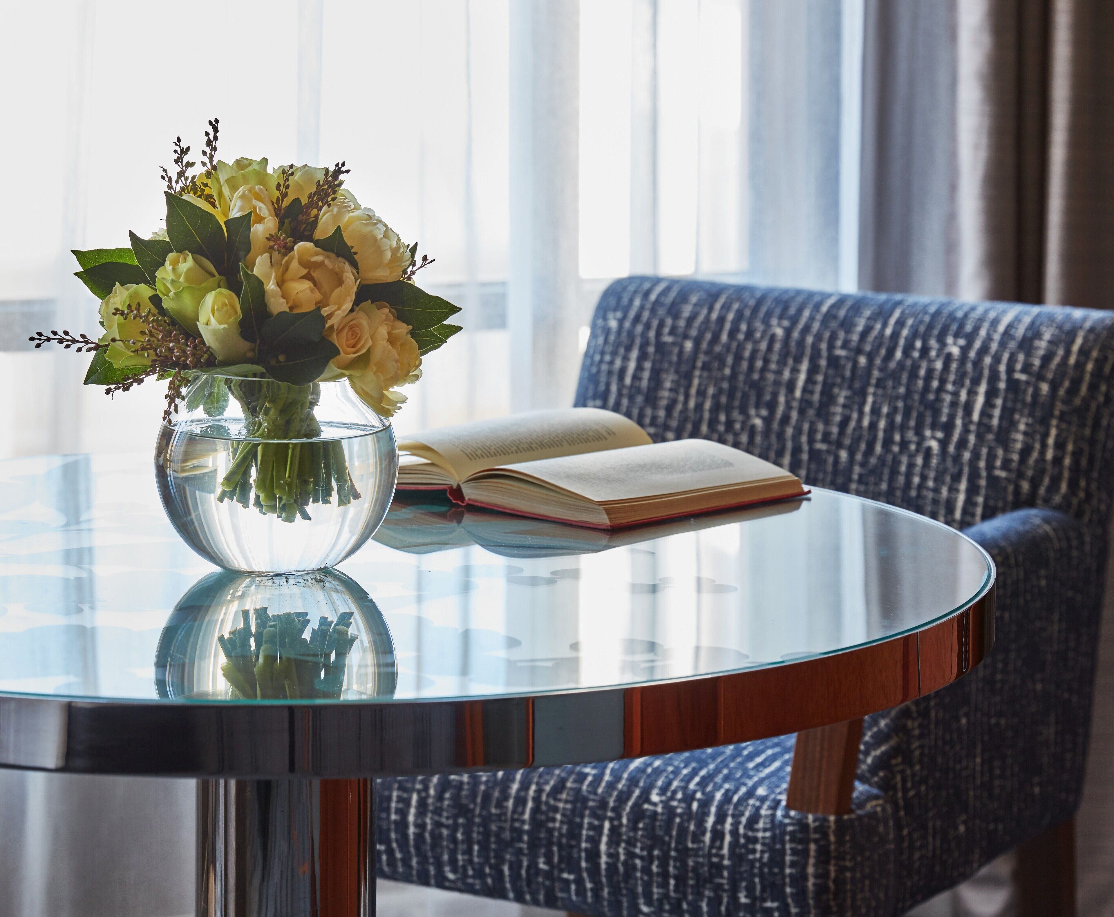 premium bedding, pillow-top beds, minibar, in-room safe