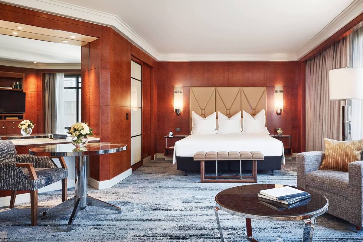 Premium bedding, pillow-top beds, minibar, in-room safe