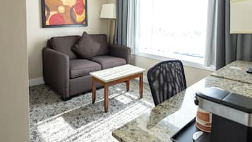 Suite, Multiple Beds, Non Smoking