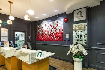Hotel entrance and lobby at Quality Inn & Suites