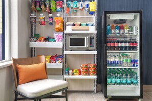 Vending machine - Spark by Hilton Edmundston (Edmundston)