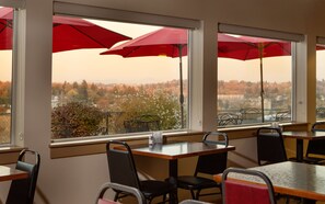 Desayuno continental incluido todos los días 