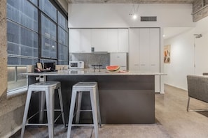 One Bedroom Apartment - Stair Access | Private kitchen | Fridge, microwave, stovetop, dishwasher - Punthill Manhattan (Melbourne)