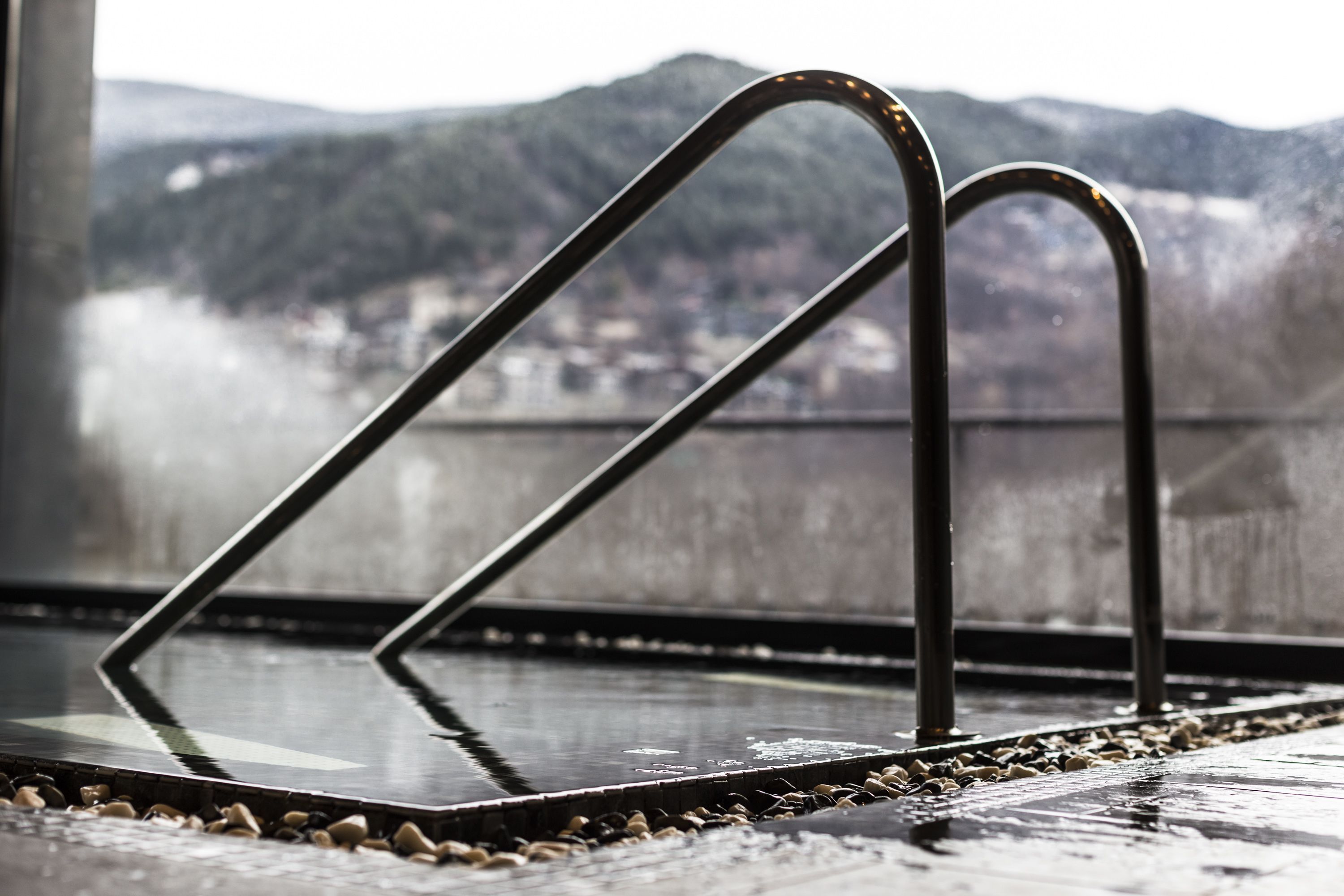 outdoor treatment area, sauna, body treatments, mud baths, hydrotherapy